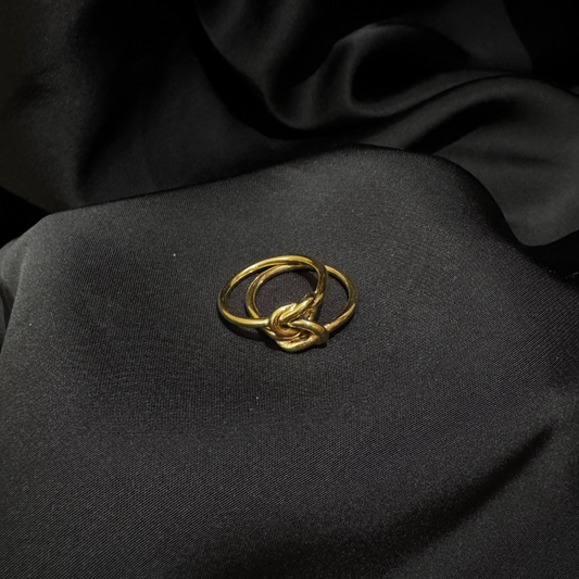 Double Eterna Knot Ring